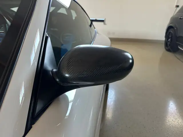 Porsche 911 view 14