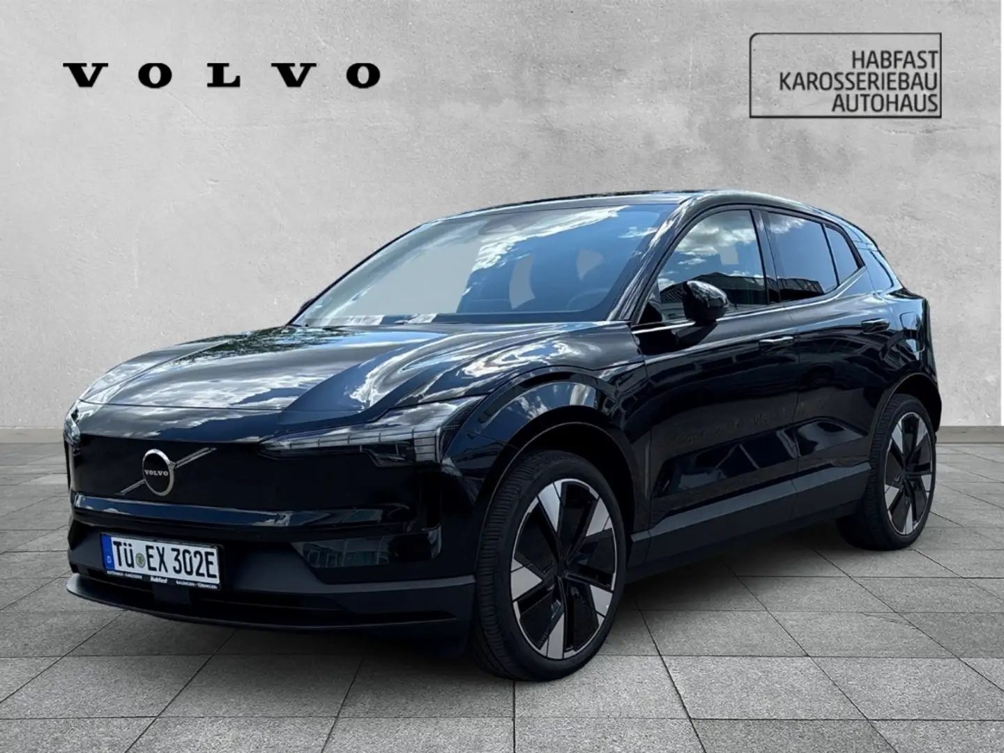 Volvo EX30 Single Motor Extended Plus RWD Schwarz - 1