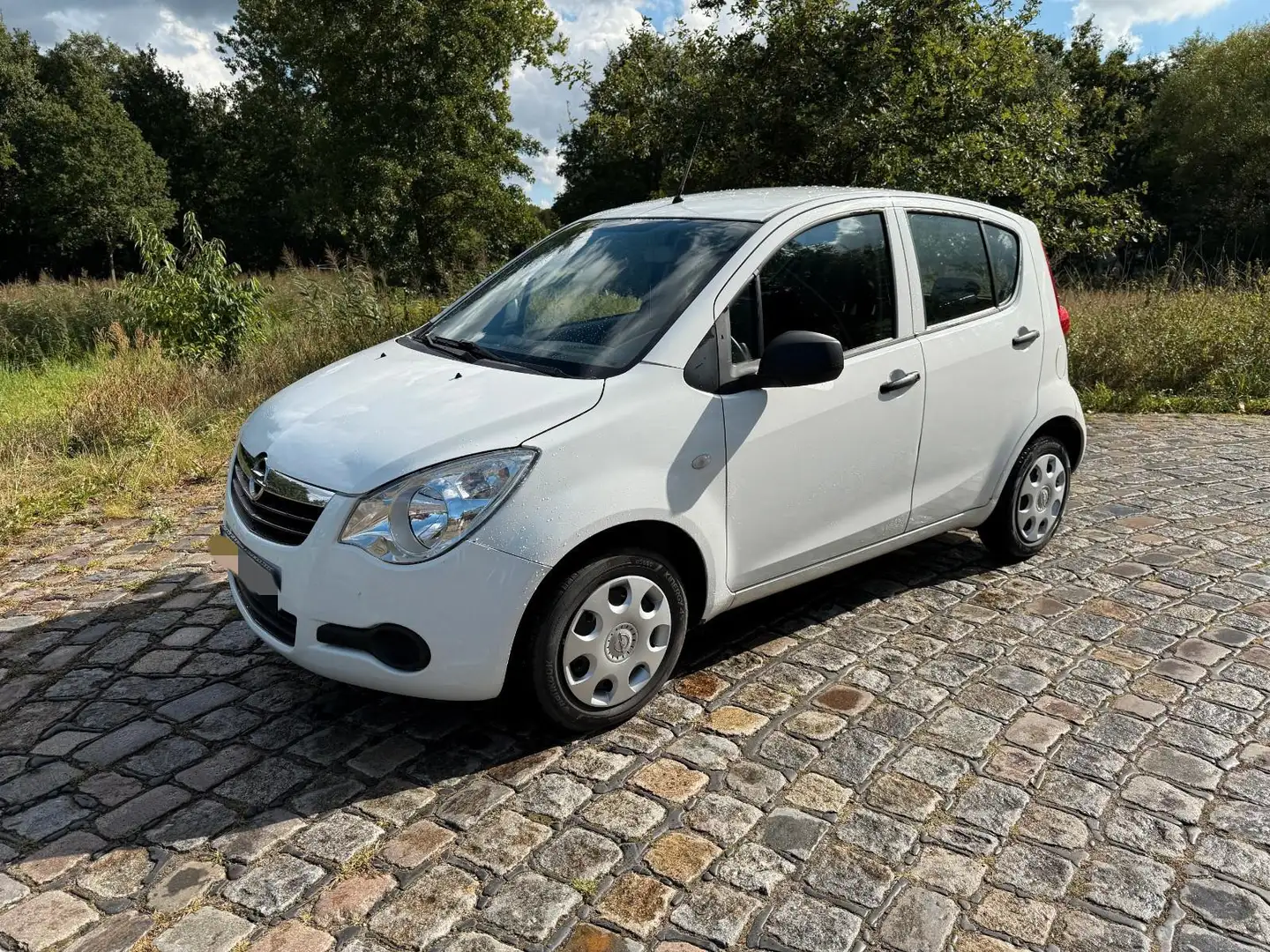Opel Agila 1.0 - 65 ch ecoFLEX Essentia - 2