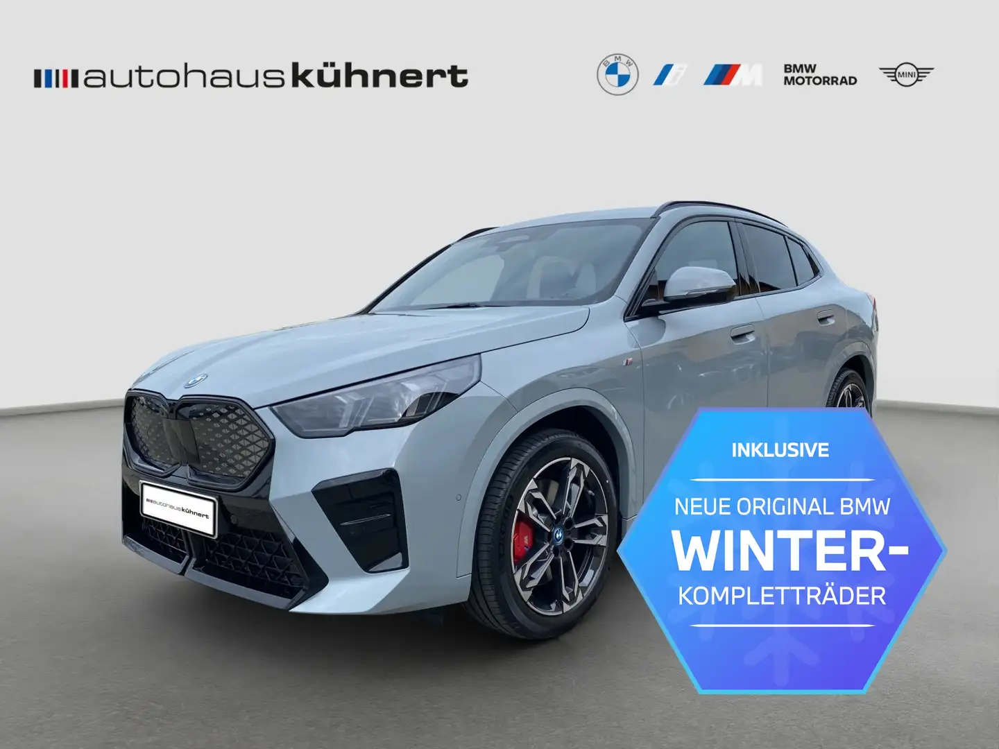 BMW iX2 eDrive20 M-Sport PRO UPE 66.490 EUR M-Sport Grijs - 1