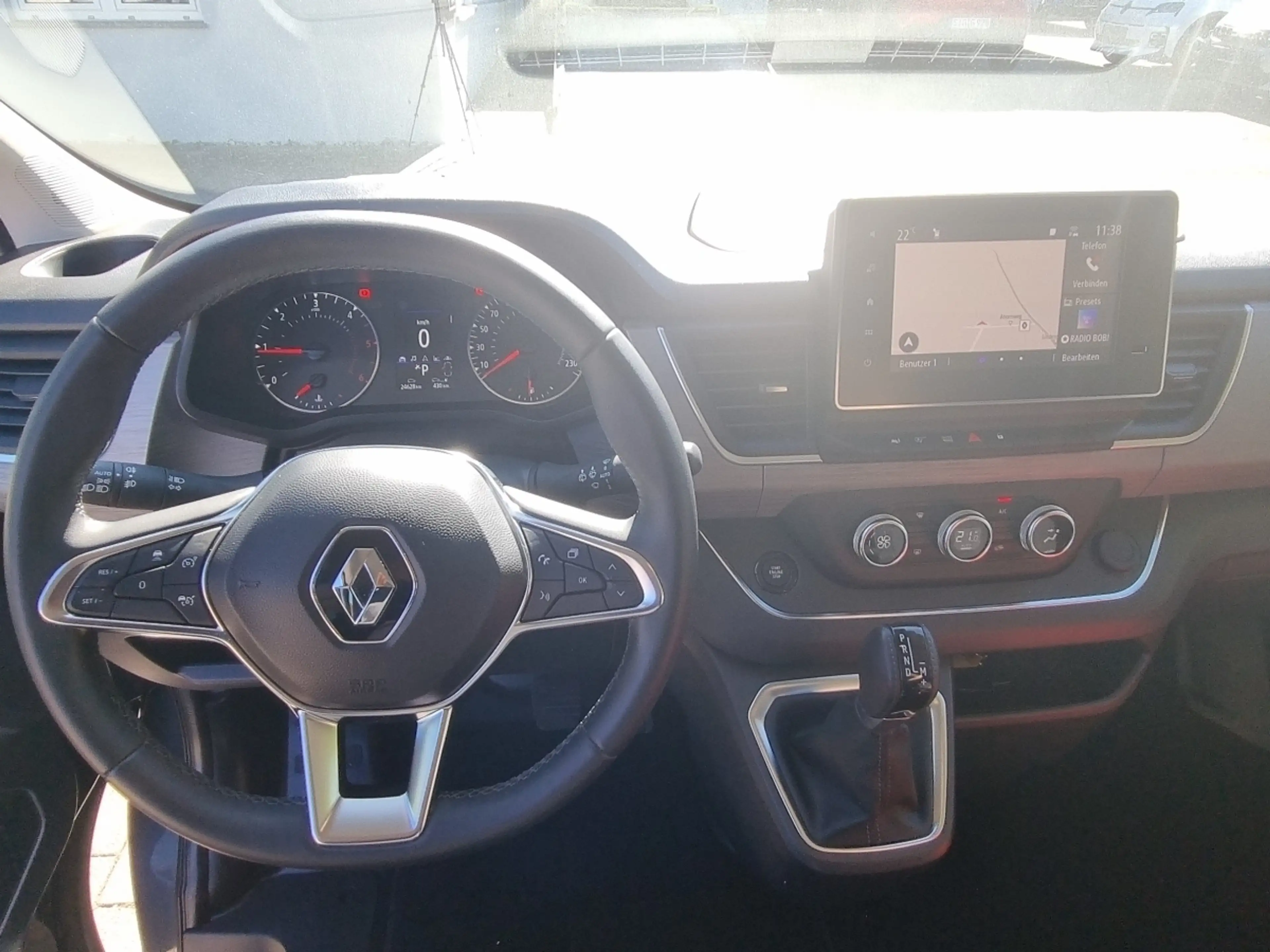 Renault Trafic Spaceclass Blue dCi 170 EDC — photo 9
