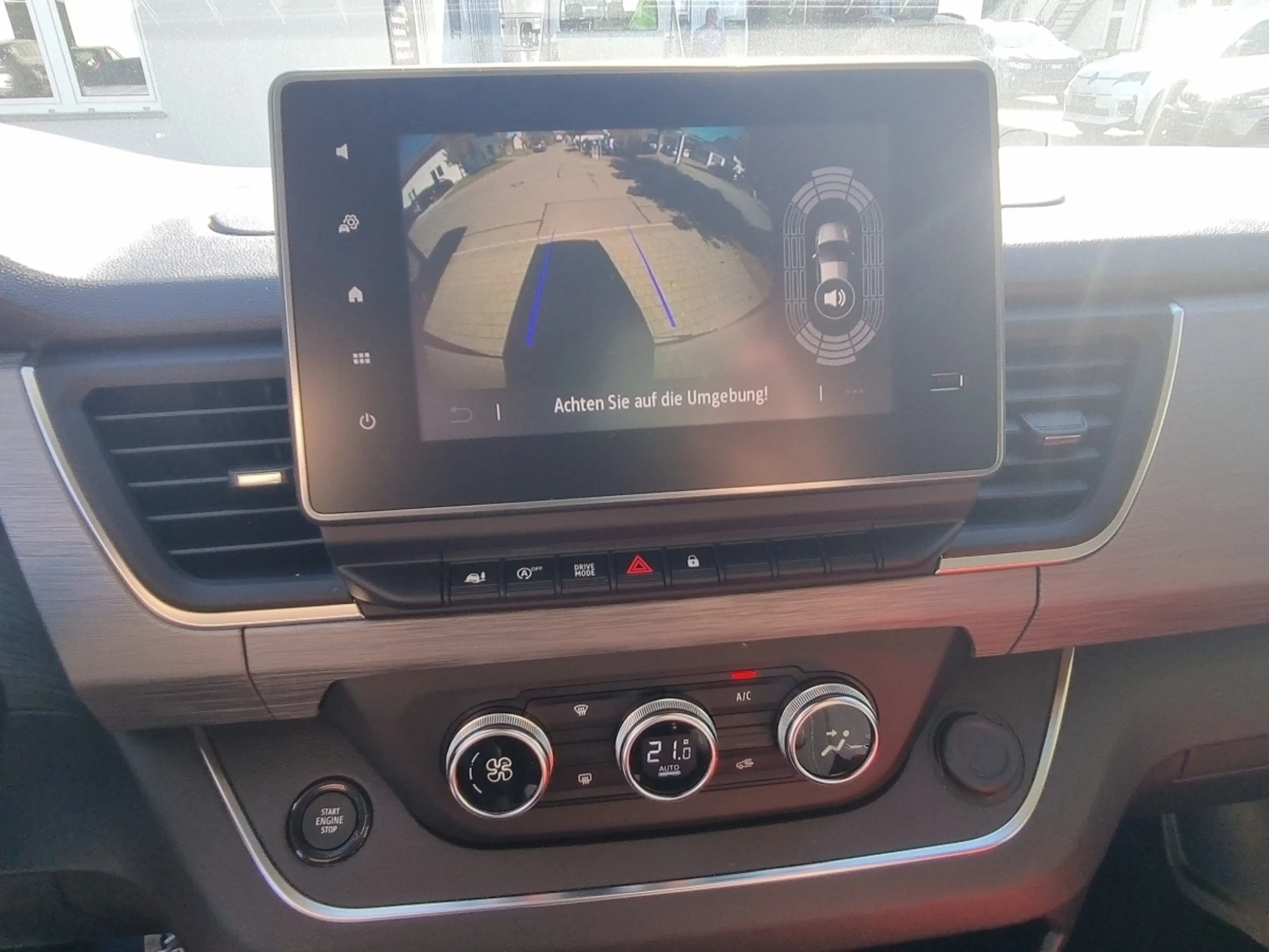 Renault Trafic Spaceclass Blue dCi 170 EDC — photo 11