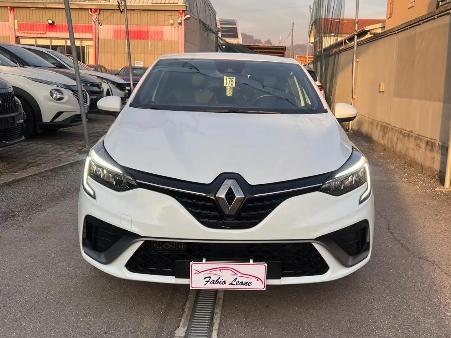 Renault Clio Clio V 2019 1.0 tce R.S. Line 90cv Weiß - 2