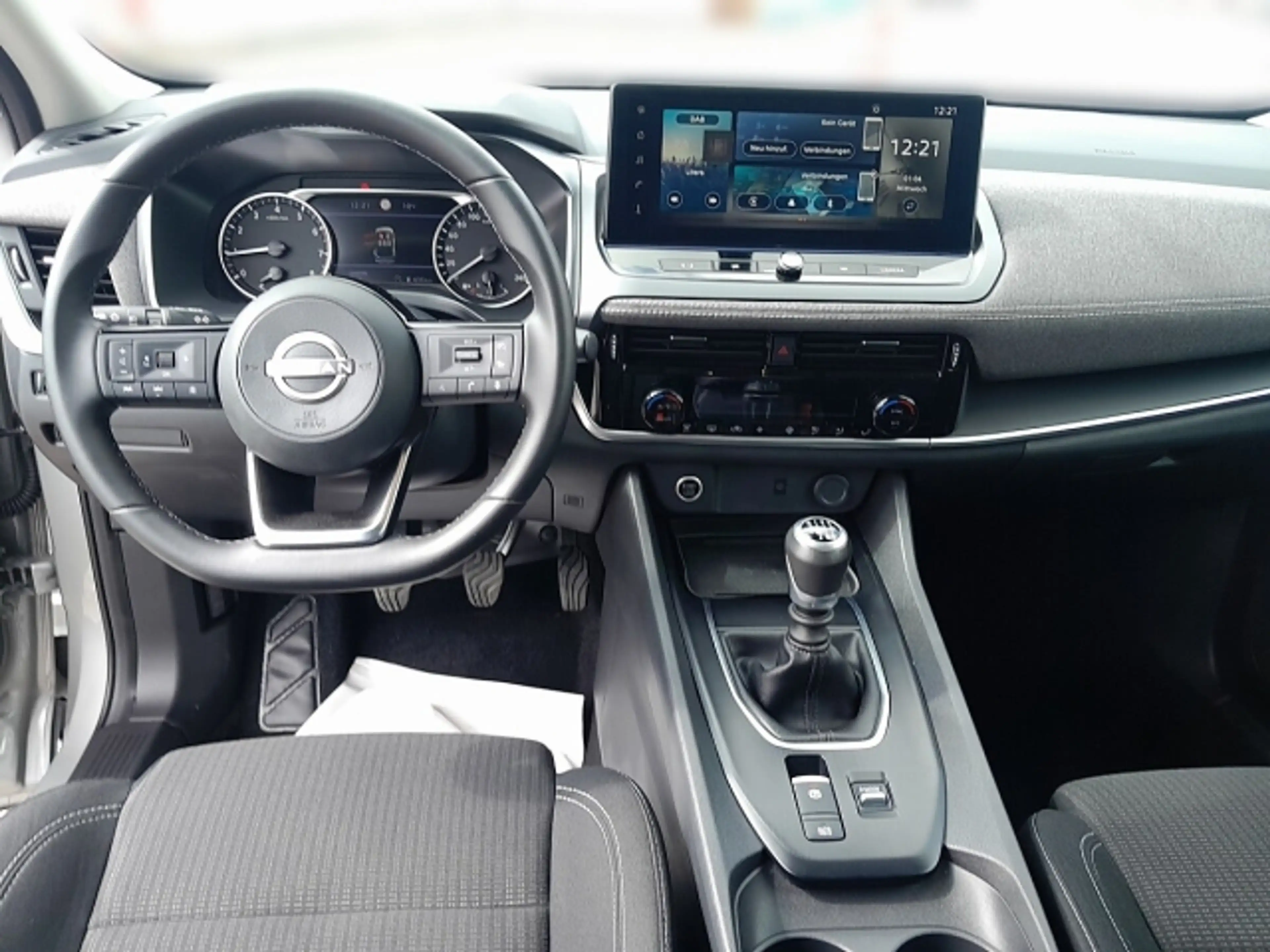 Nissan Qashqai Qashqai 1,3 DIG-T MHEV Tekna LED+RADAR+RFK — photo 15