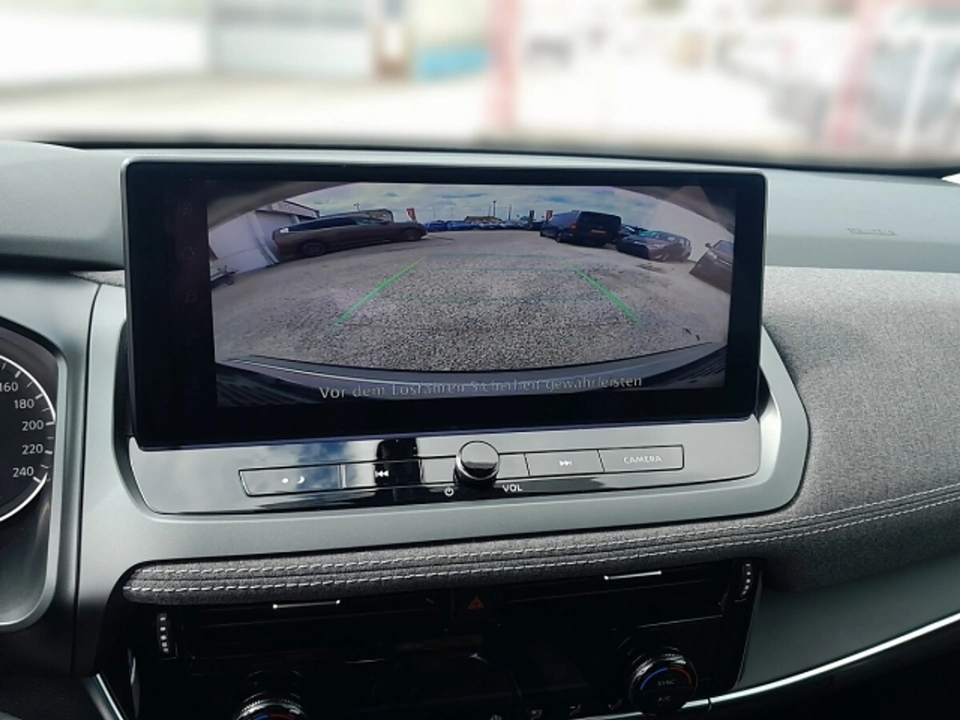 Nissan Qashqai Qashqai 1,3 DIG-T MHEV Tekna LED+RADAR+RFK — photo 14