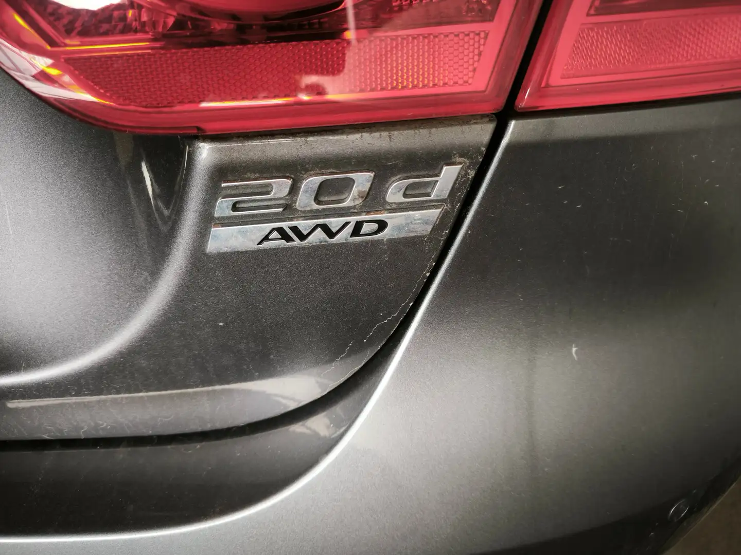 Jaguar XE XE 20d R-Sport AWD Aut. R-Sport Grau - 2