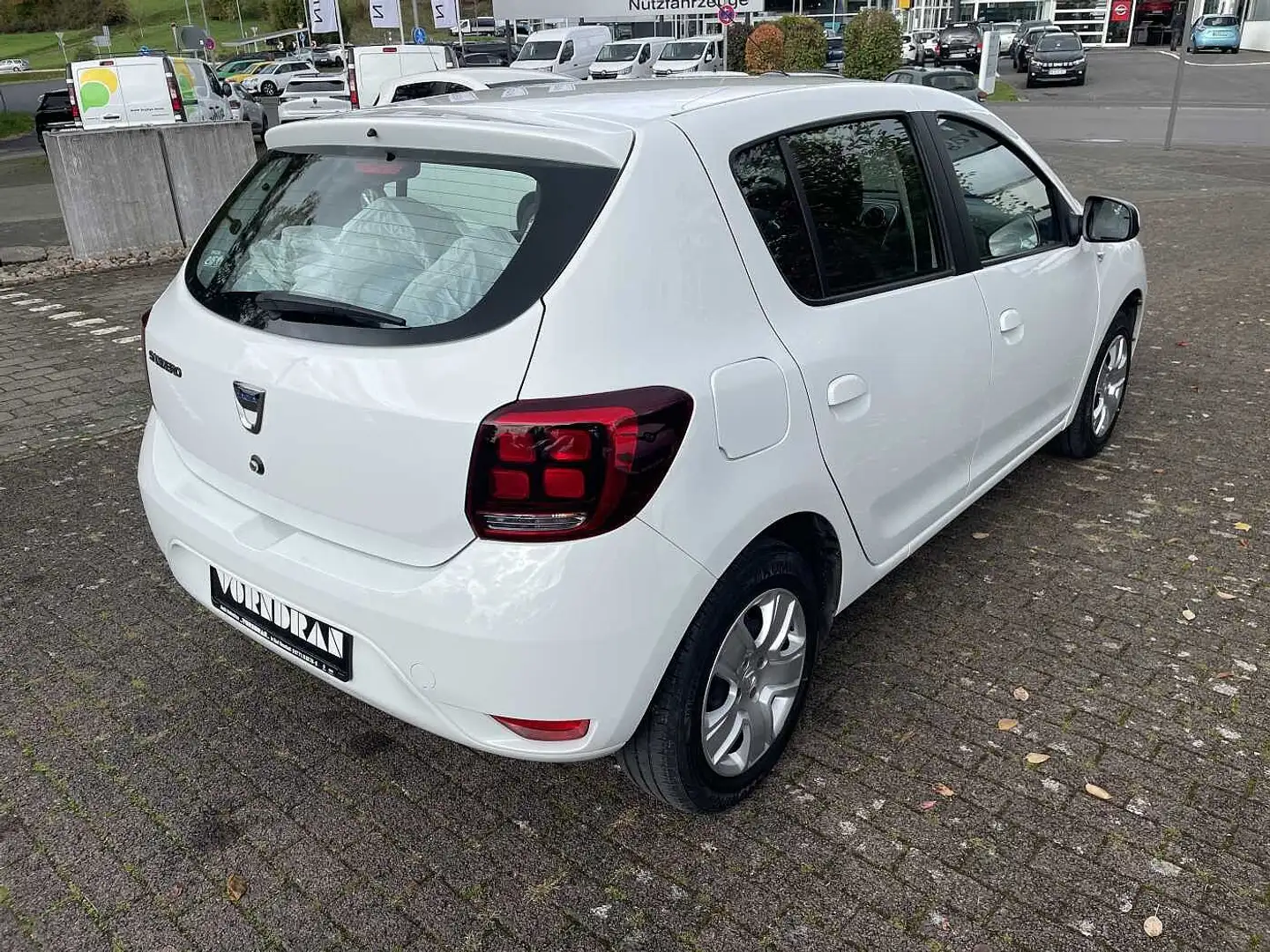Dacia Sandero Comfort TCe 90 Klima Radio Weiß - 2