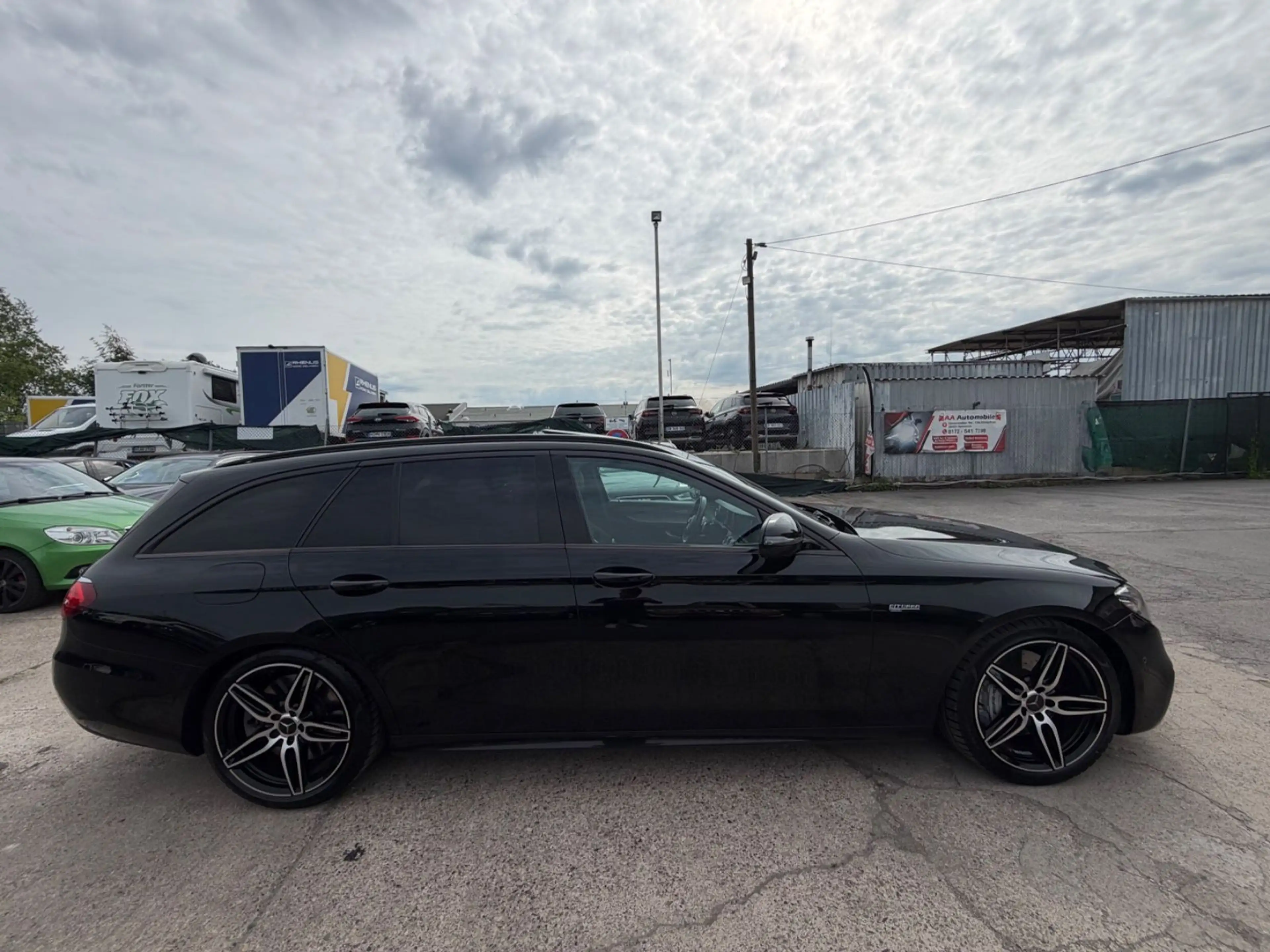 Mercedes-Benz E 43 AMG E T-Modell E 43 AMG 4Matic — photo 12