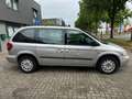 Chrysler Voyager 2.8 CRD SE Luxe Automaat - 6 persoons - Grijs - thumbnail 6
