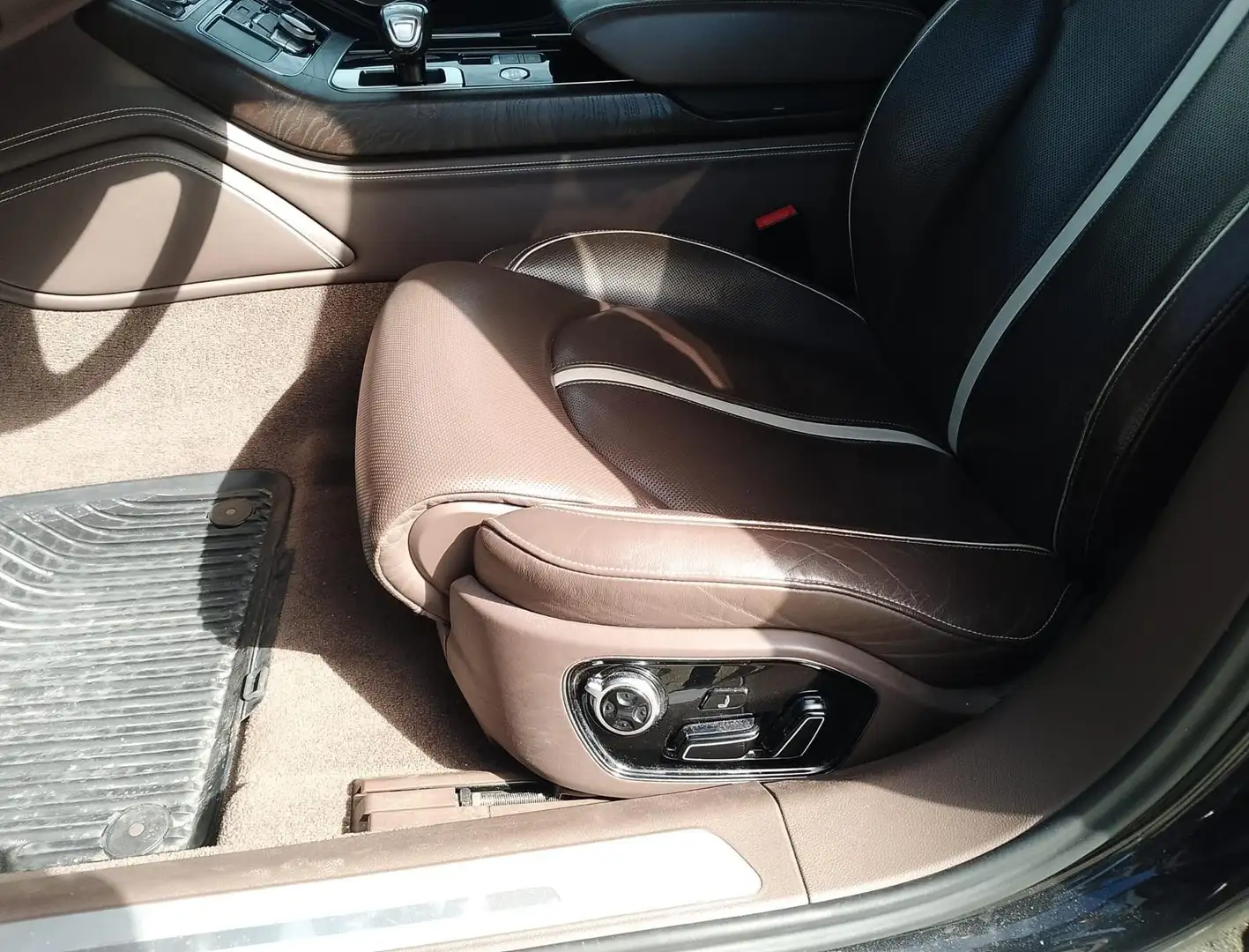 Audi A8 4.2 TDI,Lang,Design Selektion,Night,Abstand,Solar Schwarz - 2