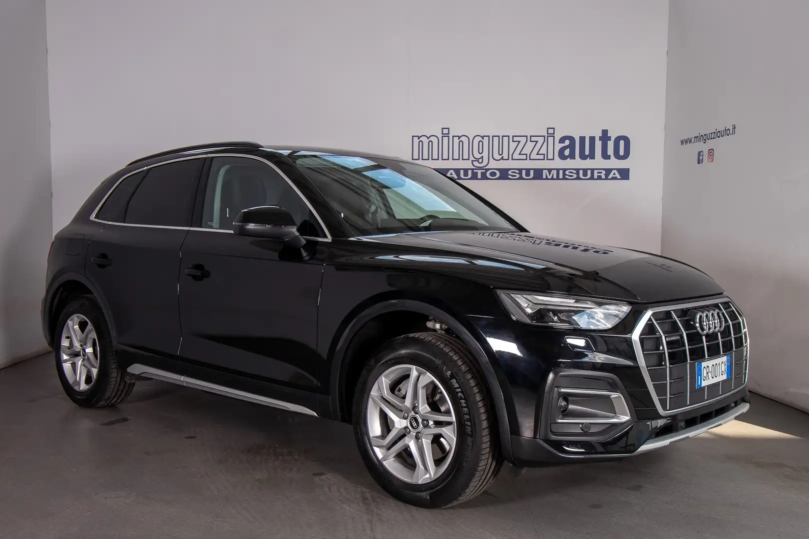 Audi Q5 40 2.0 tdi mhev quattro s-tronic 204CV Noir - 1