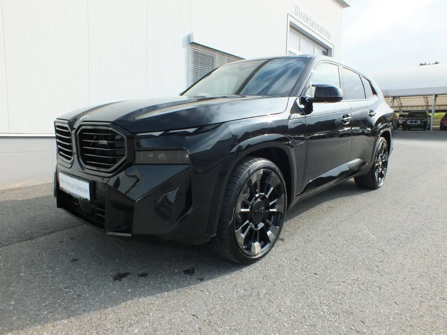 BMW XM 50e Schwarz - 1