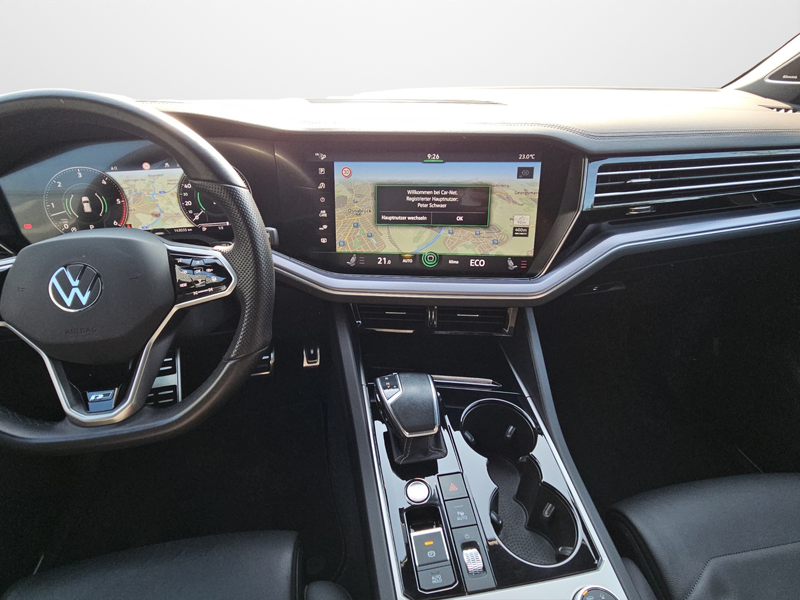 Volkswagen Touareg 3.0 TDI DSG 4Motion R-Line Black Style,AHK, — photo 10