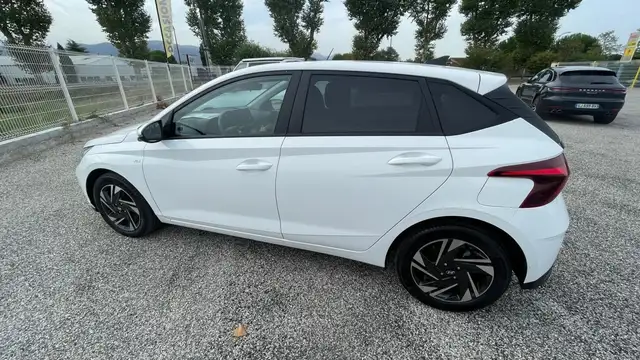 Hyundai I20 view 8