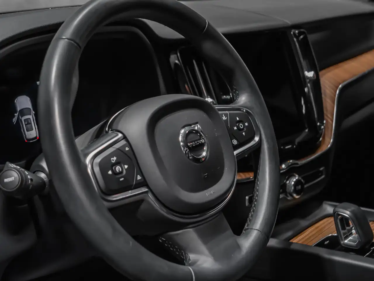 Volvo XC60 снимка Volvo XC60