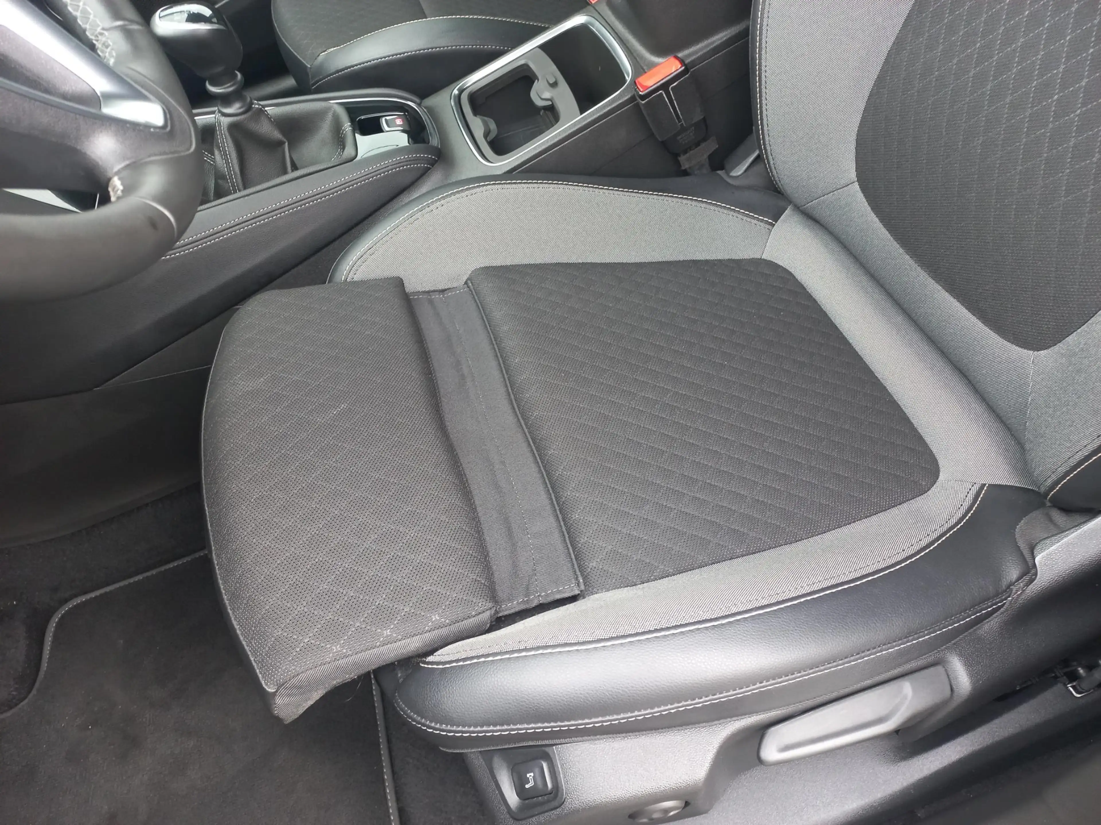 Opel Grandland X 1.2T 130pk Business Elegance | Climate control | N — photo 13