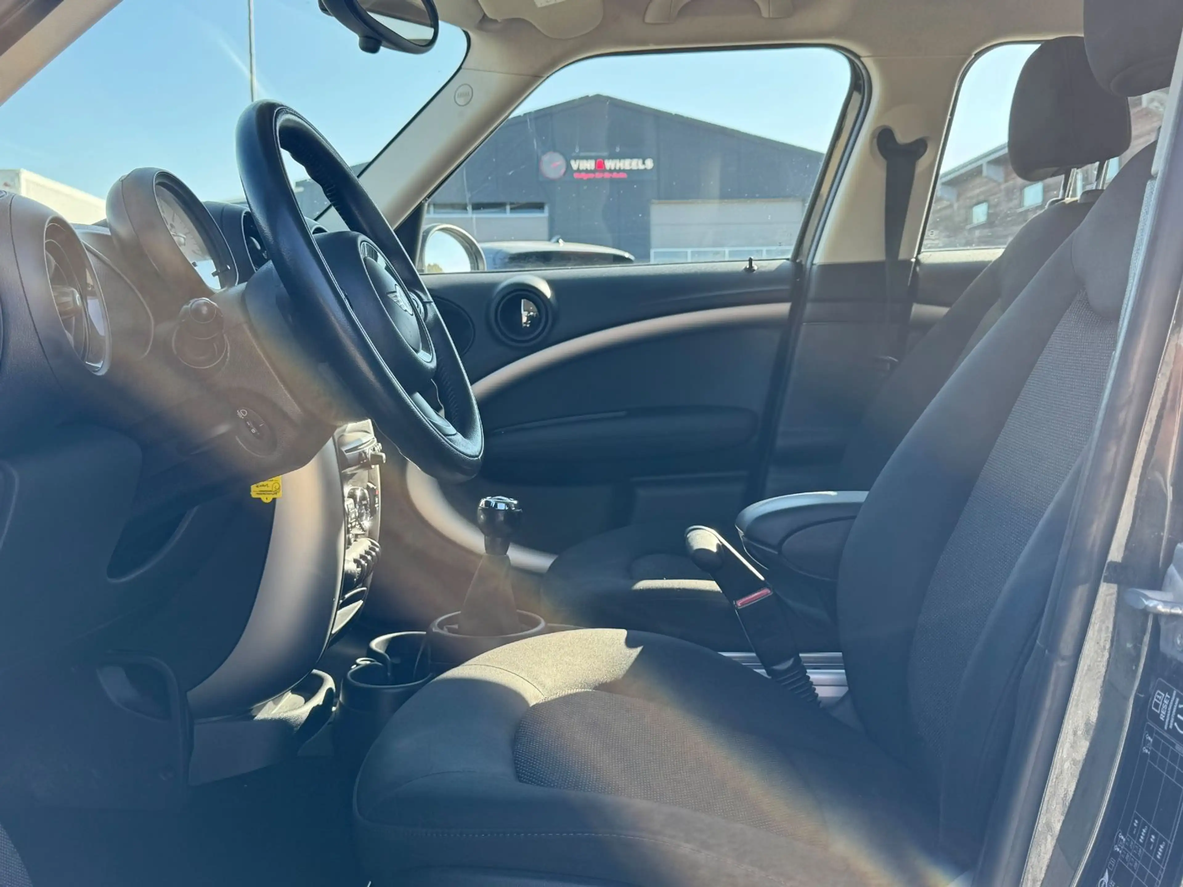 MINI One Countryman 1.6l 1.Hand 8fach TüV & Service — photo 10