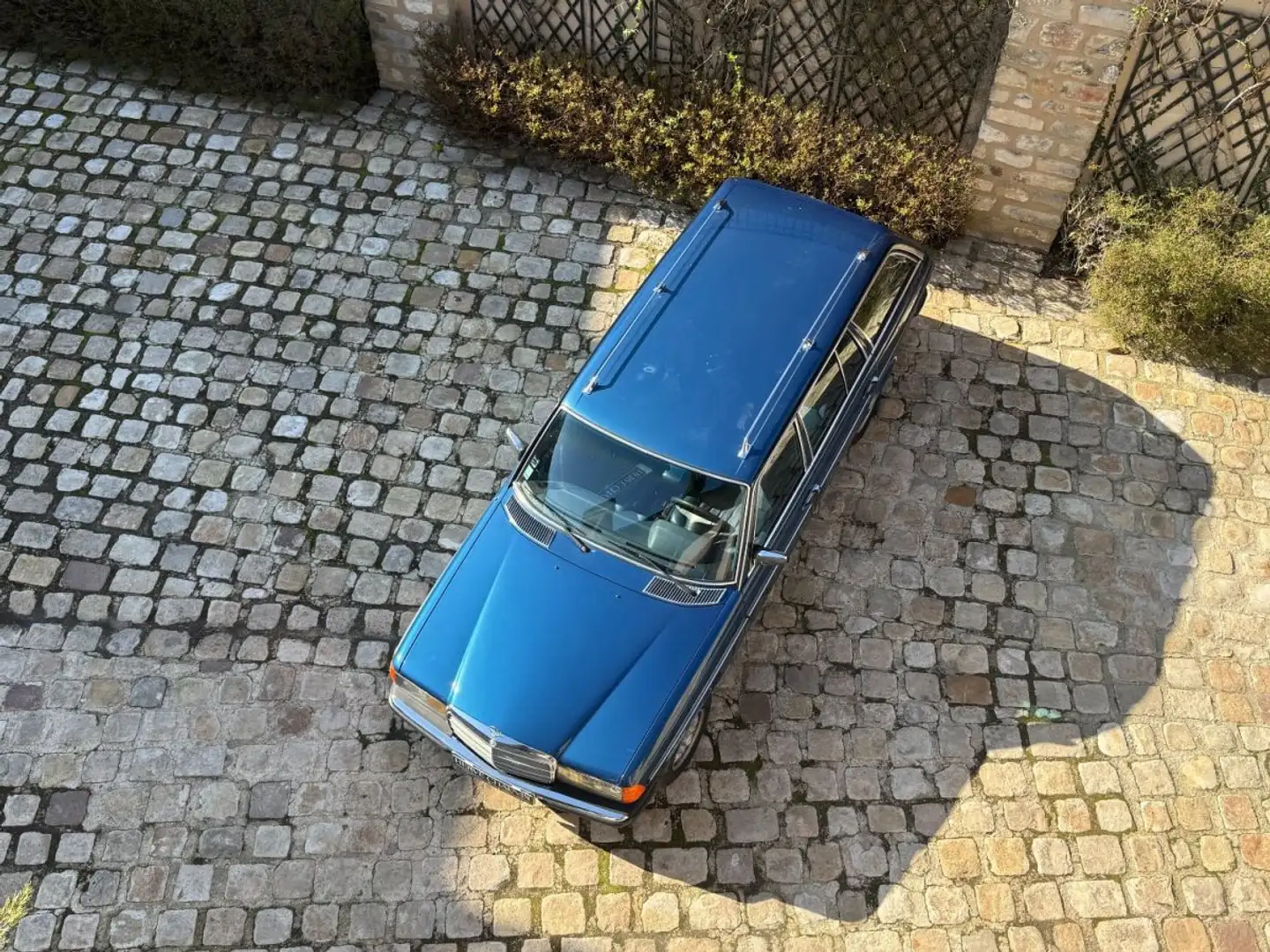 Mercedes-Benz 280 Exceptionnelle Azul - 2