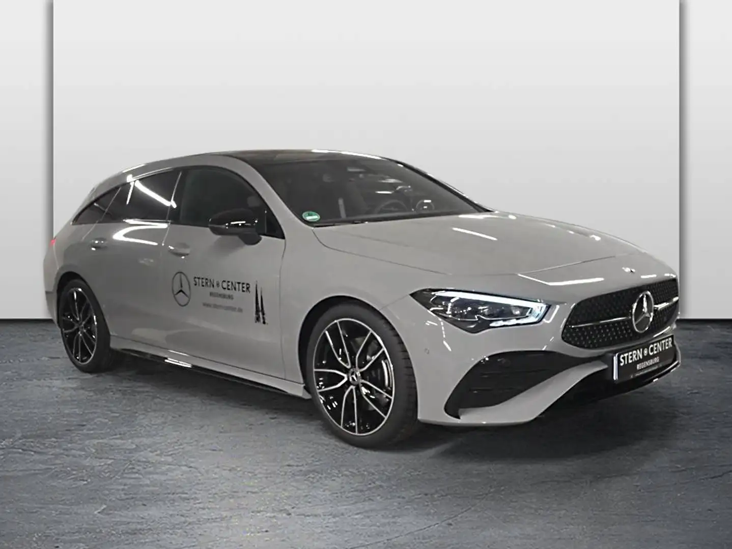 Mercedes-Benz CLA 200 AMG+DISTRONIC+PANO+AHK+++ Gris - 2