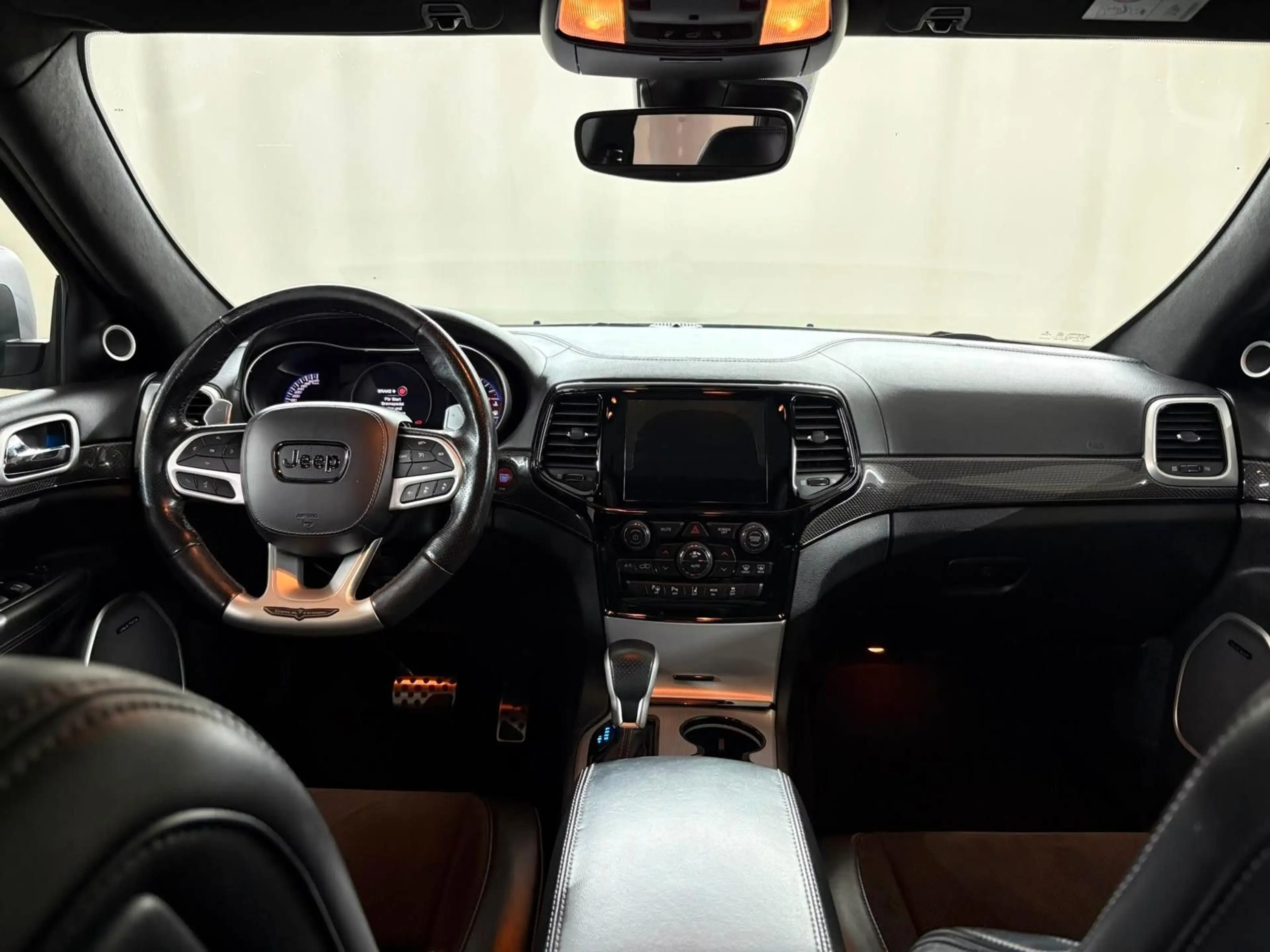 Jeep Grand Cherokee 6.2 V8 Trackhawk *709PS*TV Paket* — photo 12