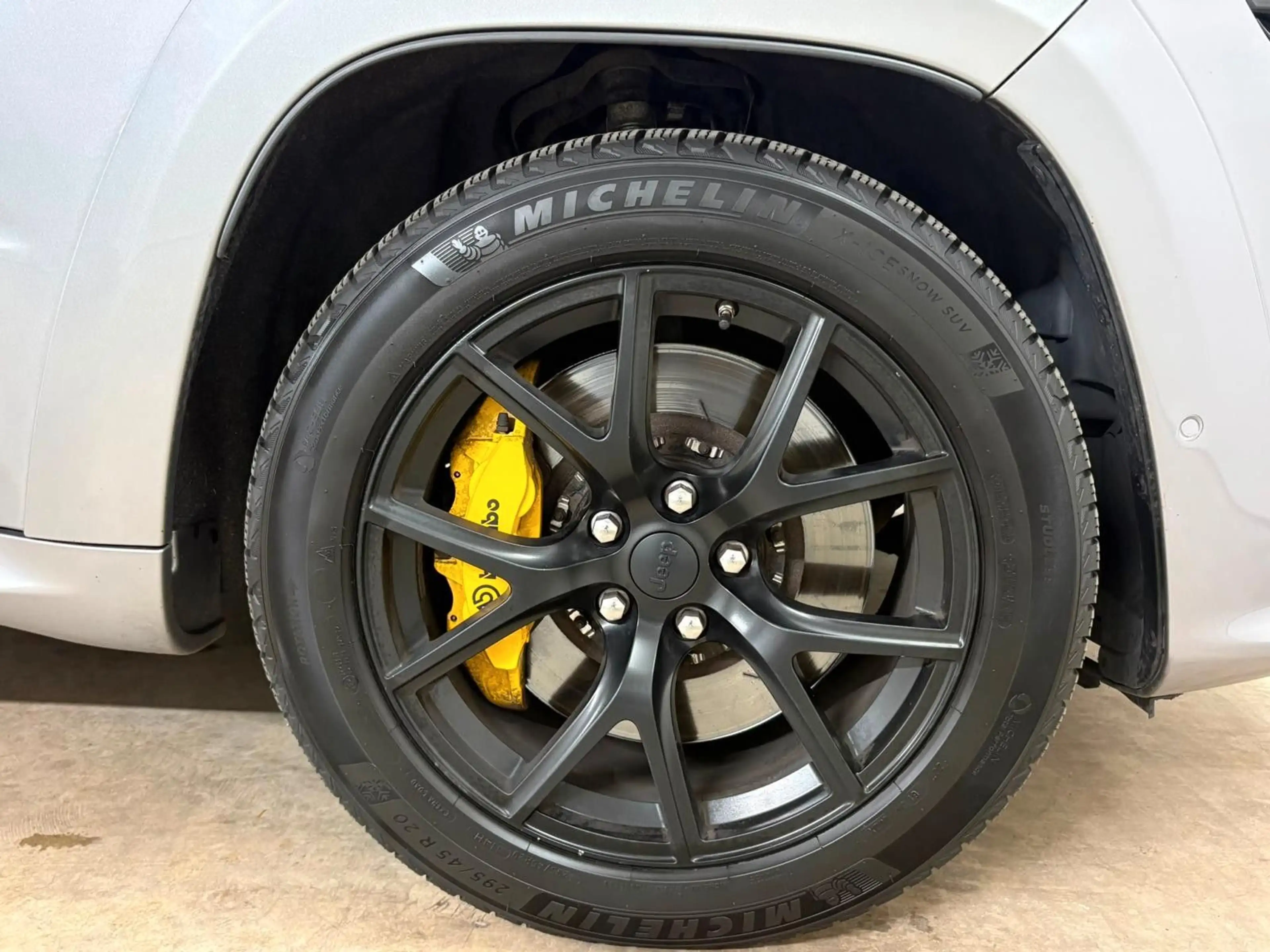 Jeep Grand Cherokee 6.2 V8 Trackhawk *709PS*TV Paket* — photo 7