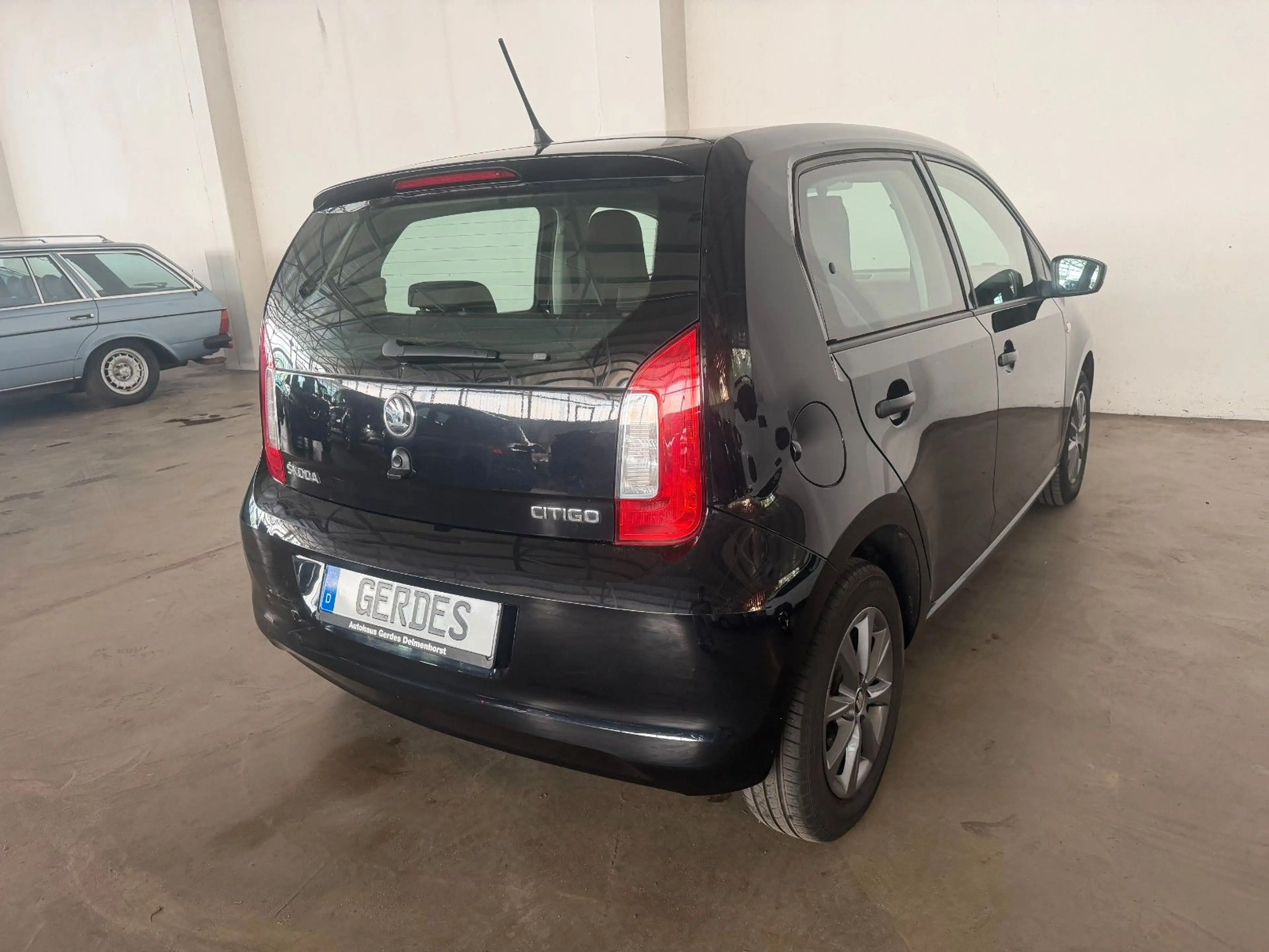 Skoda Citigo 1.0 Active Green — photo 11