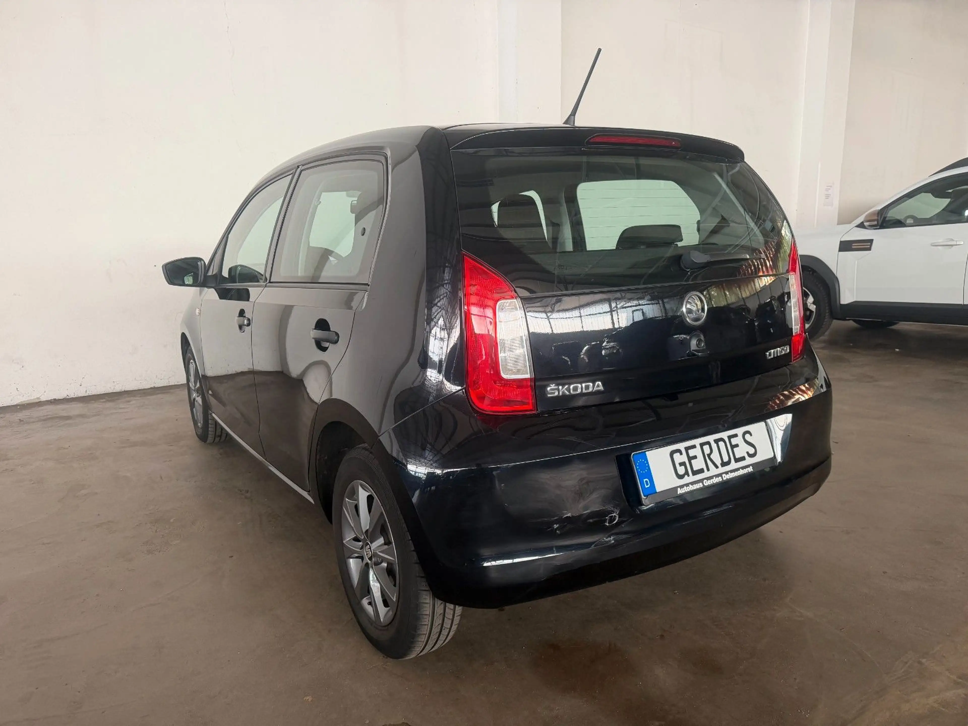 Skoda Citigo 1.0 Active Green — photo 9