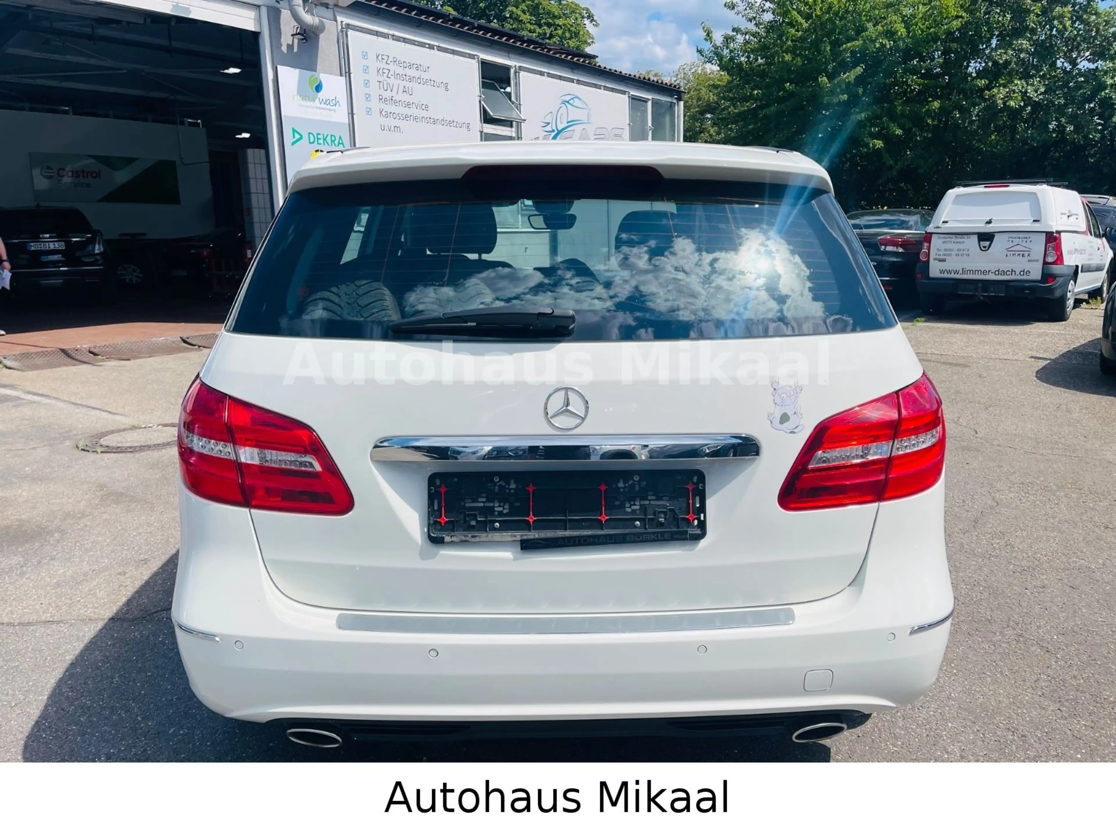 Mercedes-Benz B 200 CDI — photo 5
