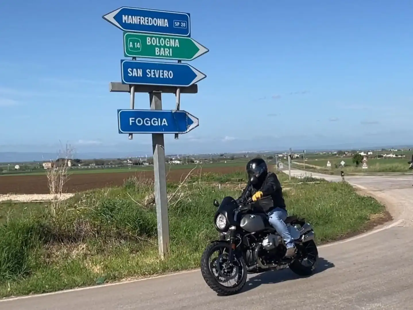 BMW R nineT Blu/Azzurro - 2