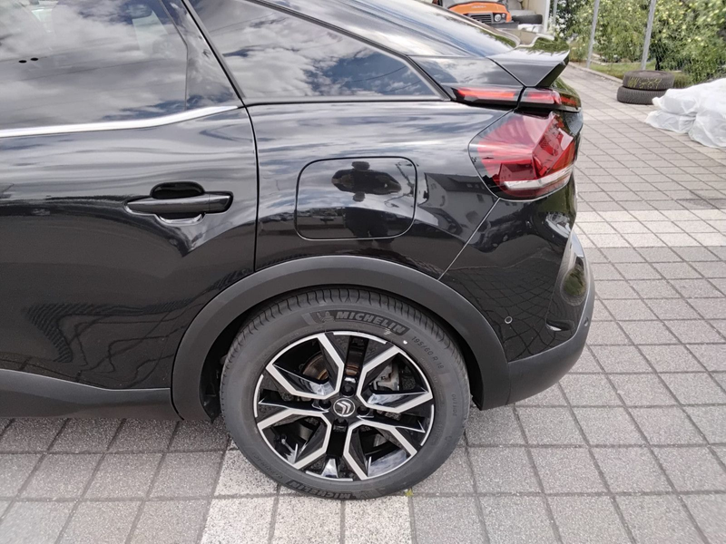 Citroen C4 Lim. ë- Shine — photo 14