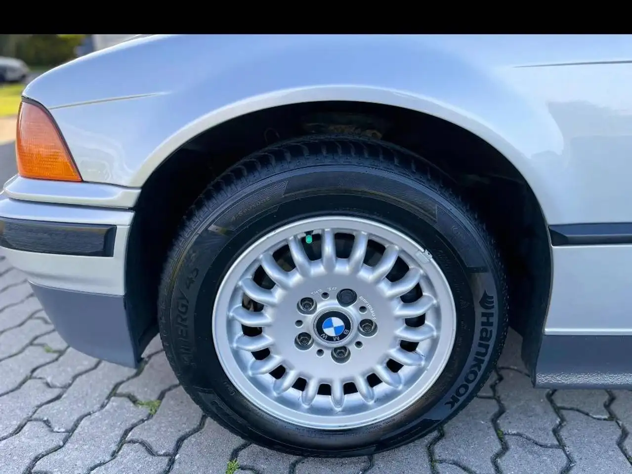 BMW 320i, foto 4