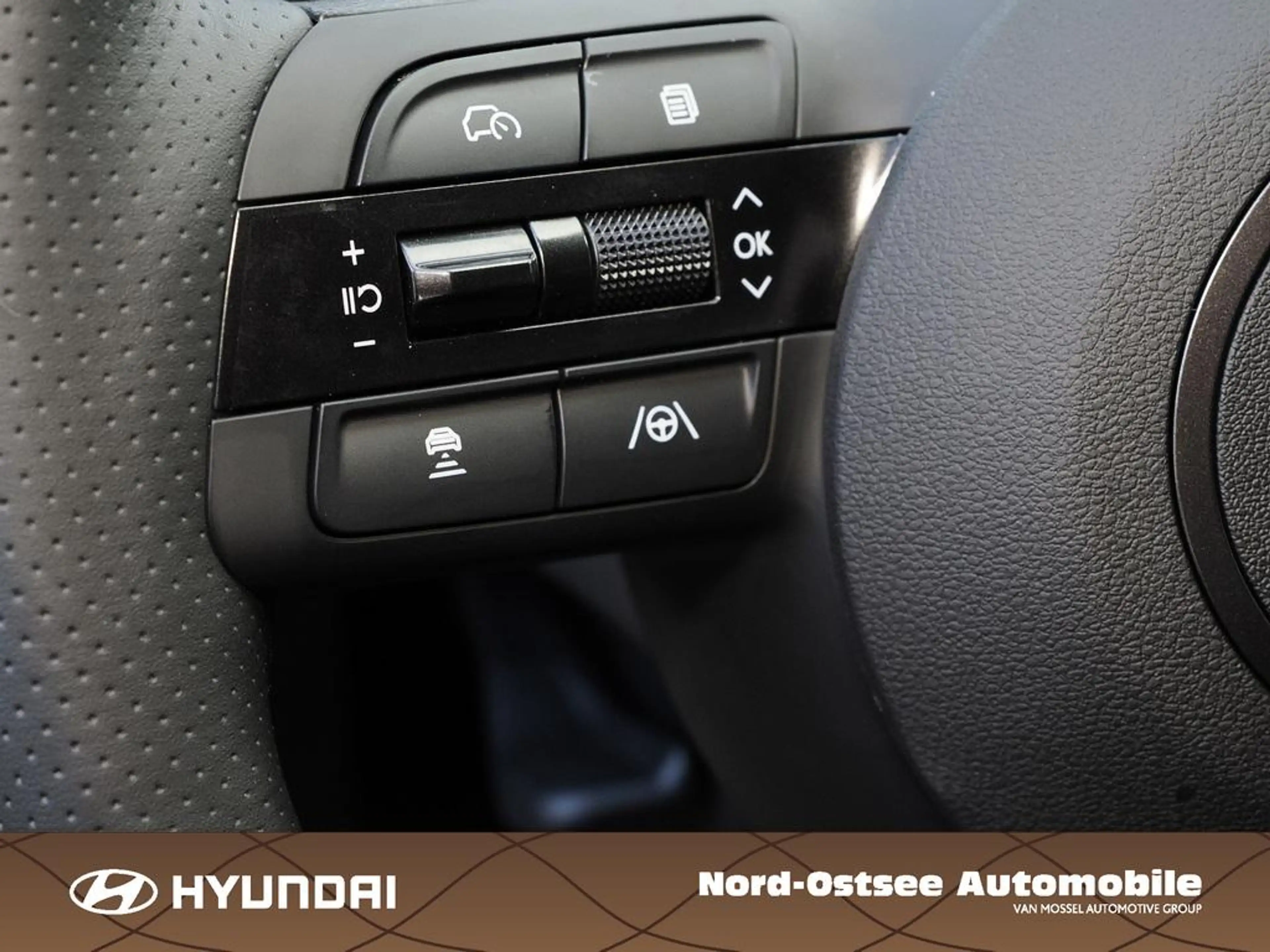 Hyundai TUCSON FL 4WD N Line 2xKlima ACC AUT Kam. KlimaA — photo 8