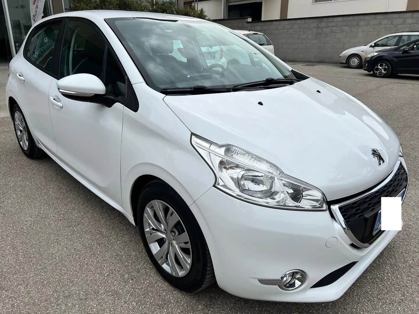 Peugeot 208 5pt 1.6 e-hdi 8v 92cv Active S&S TEL./PDC PERFETTA Wit - 1