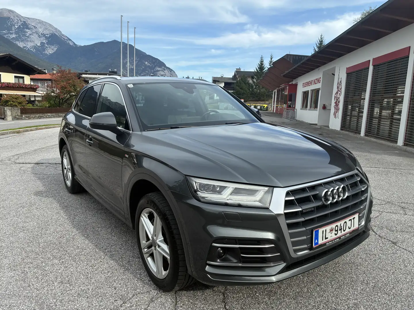 Audi Q5 2,0 TDI quattro design S-tronic - 1