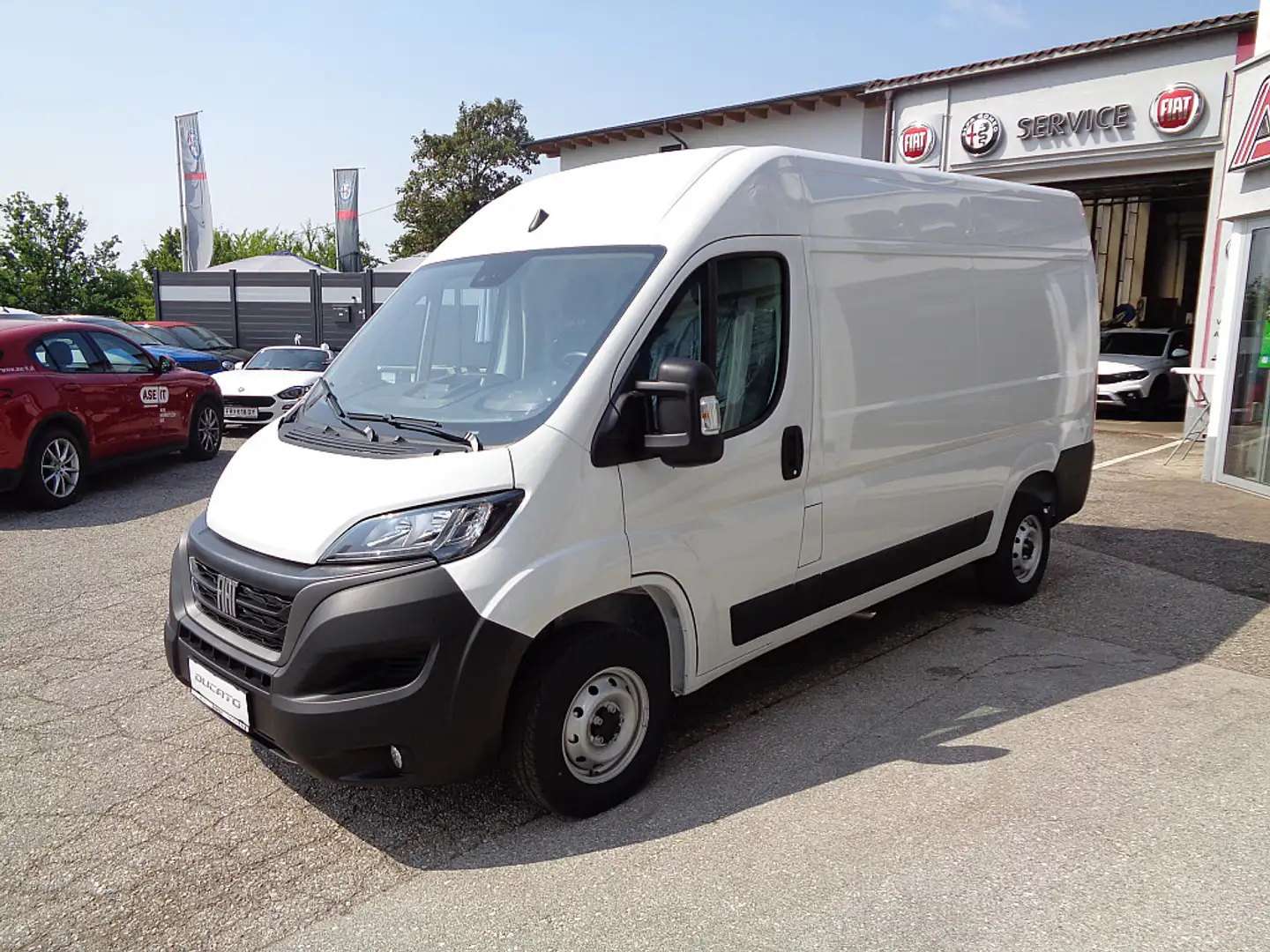 Fiat Ducato 35 L2H2 140 Kasten 1470kg NUTZLAST - € 26.000,-... Weiß - 1