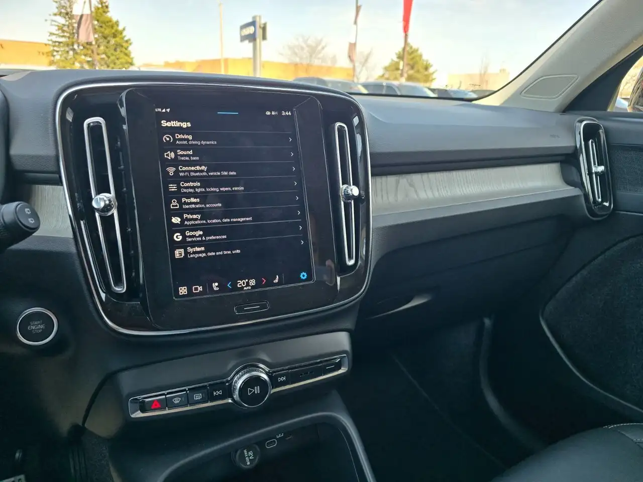 Volvo XC40 снимка Volvo XC40