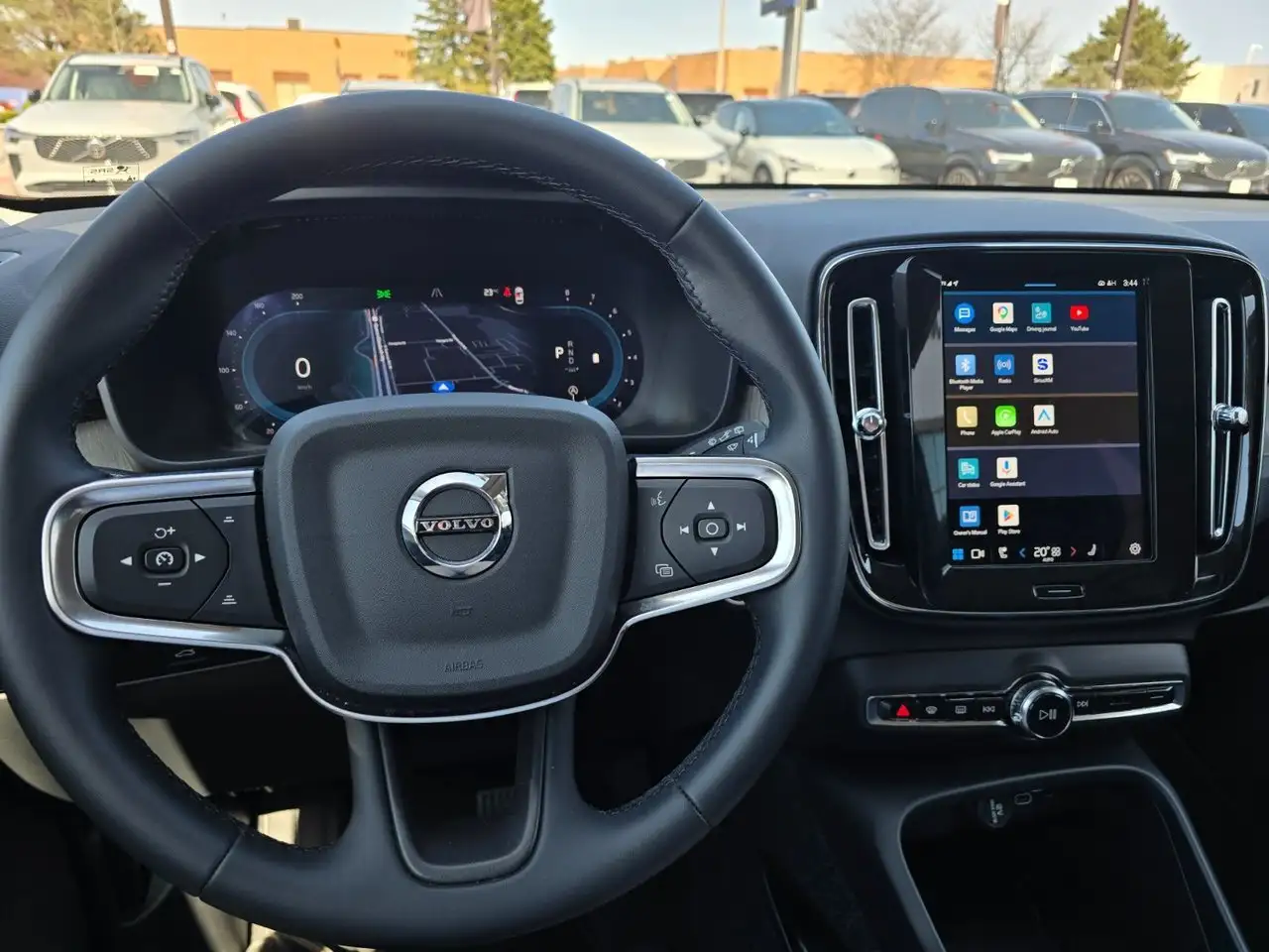 Volvo XC40 снимка Volvo XC40