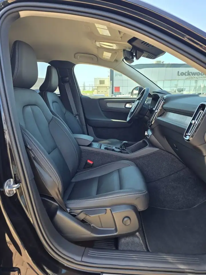 Volvo XC40 снимка Volvo XC40
