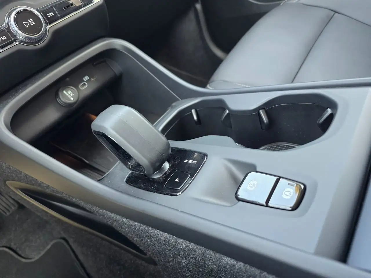 Volvo XC40 снимка Volvo XC40