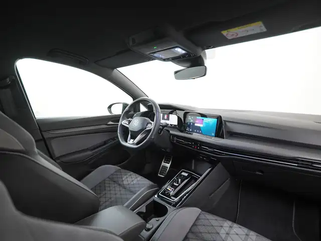 Volkswagen Golf view 2
