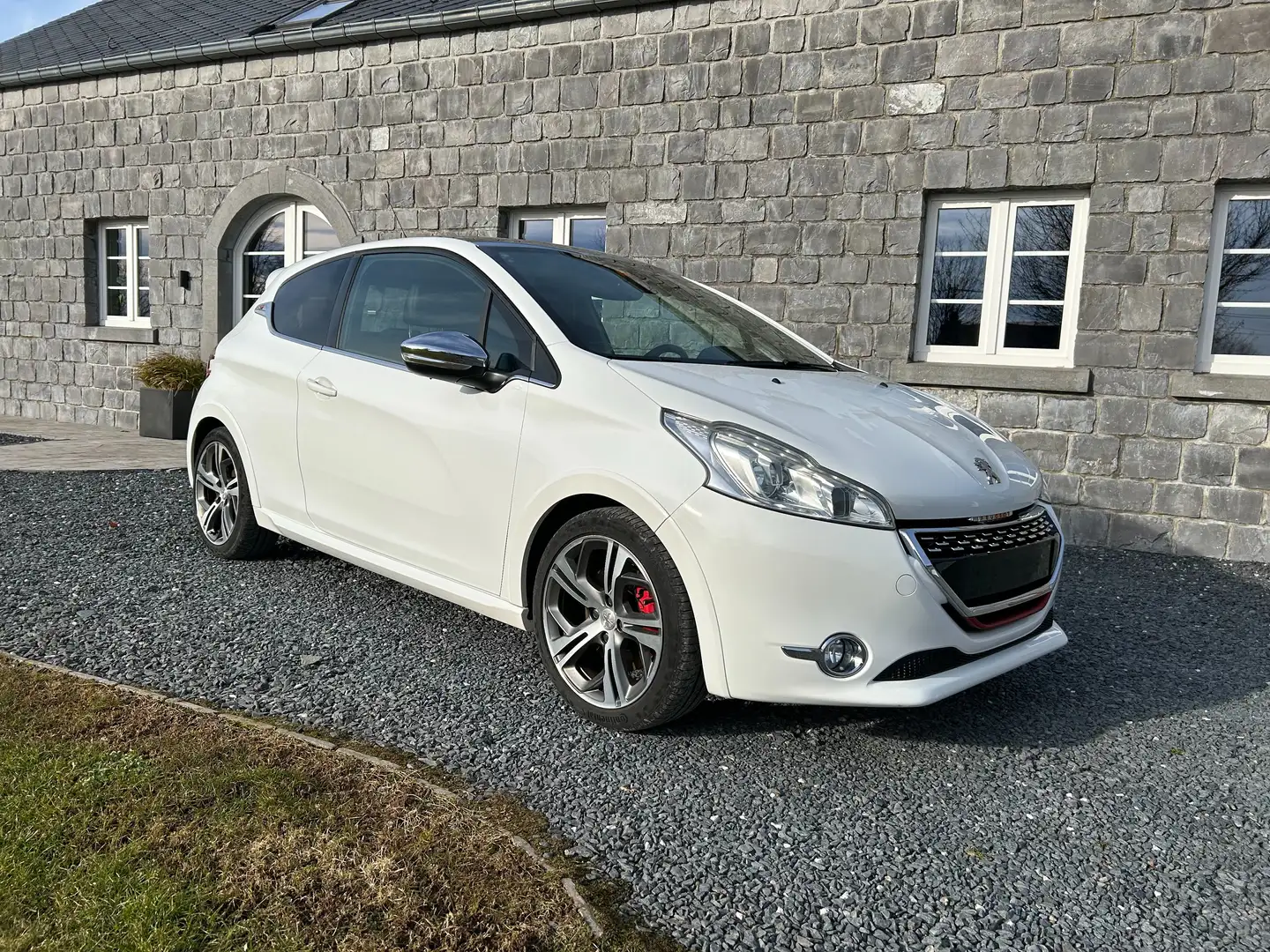 Peugeot 208 1.6i GTi contrôle technique Blanc - 1