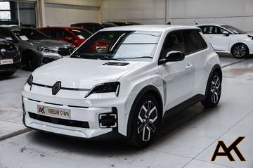 E-R5 E-Tech 40 kWh Urban Range Techno - NAVI / ACC