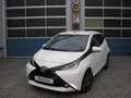 Toyota Aygo X X-Play Automaat 50.000 km + navi Blanc - thumbnail 2