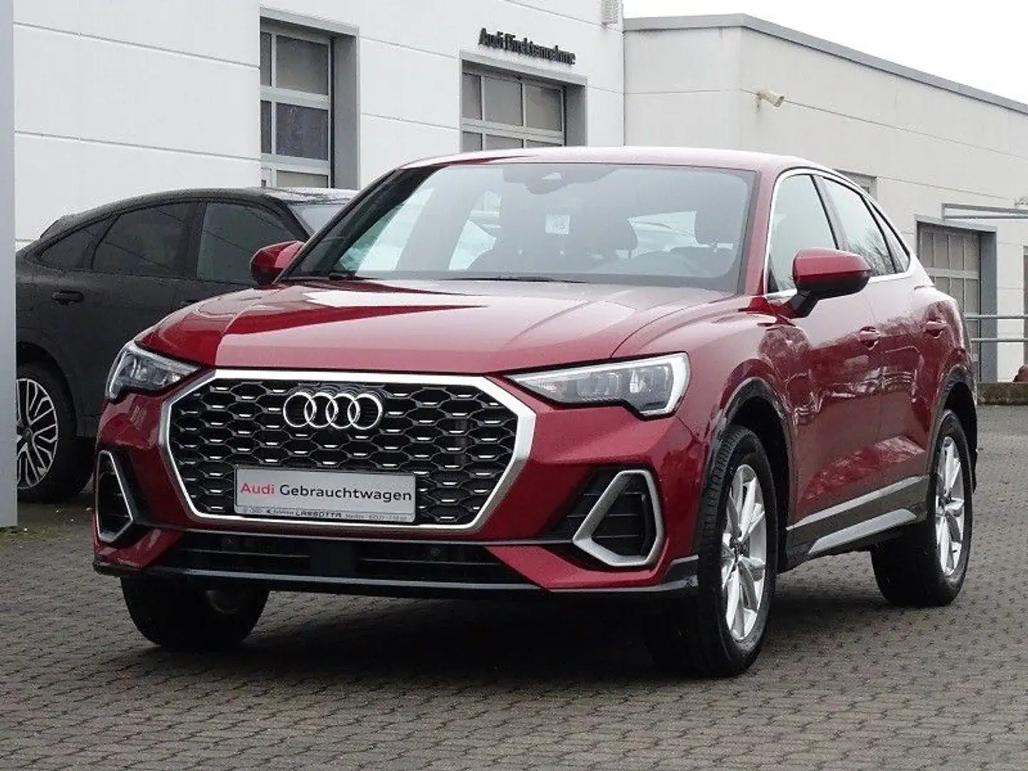 Audi Q3 Sportback 45 TFSI e S line / AHZV Rouge - 1