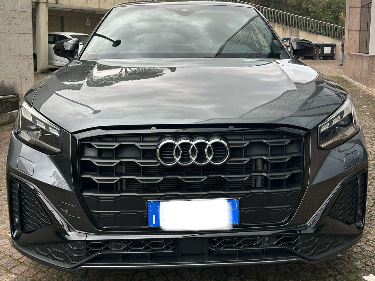 Audi Q2 Identity Black 35 TFSI Stronic Grigio Daytona
