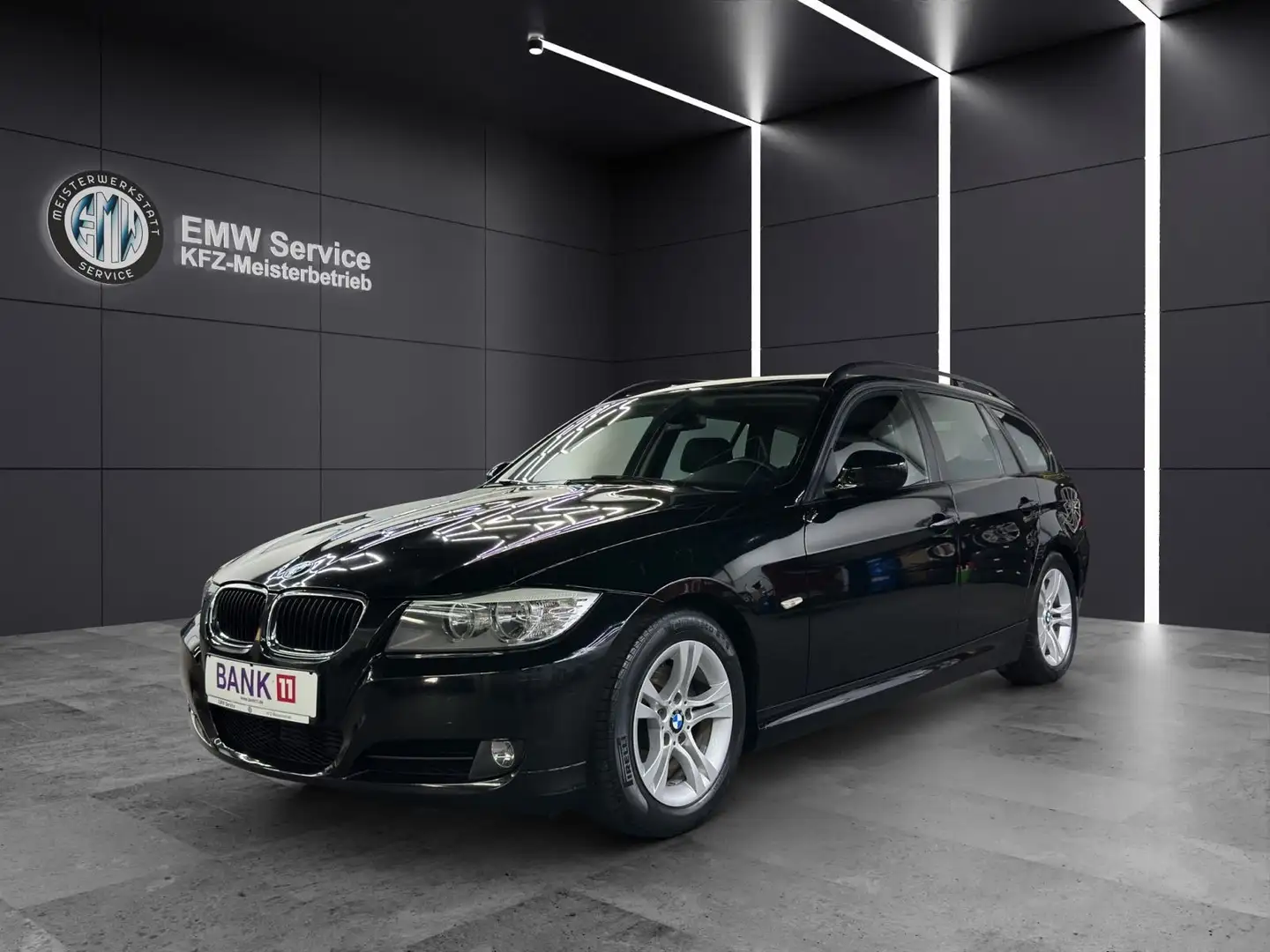 BMW 320 d E91 AHK* SHZ PDC Start/Stop Unfallfrei Nero - 1