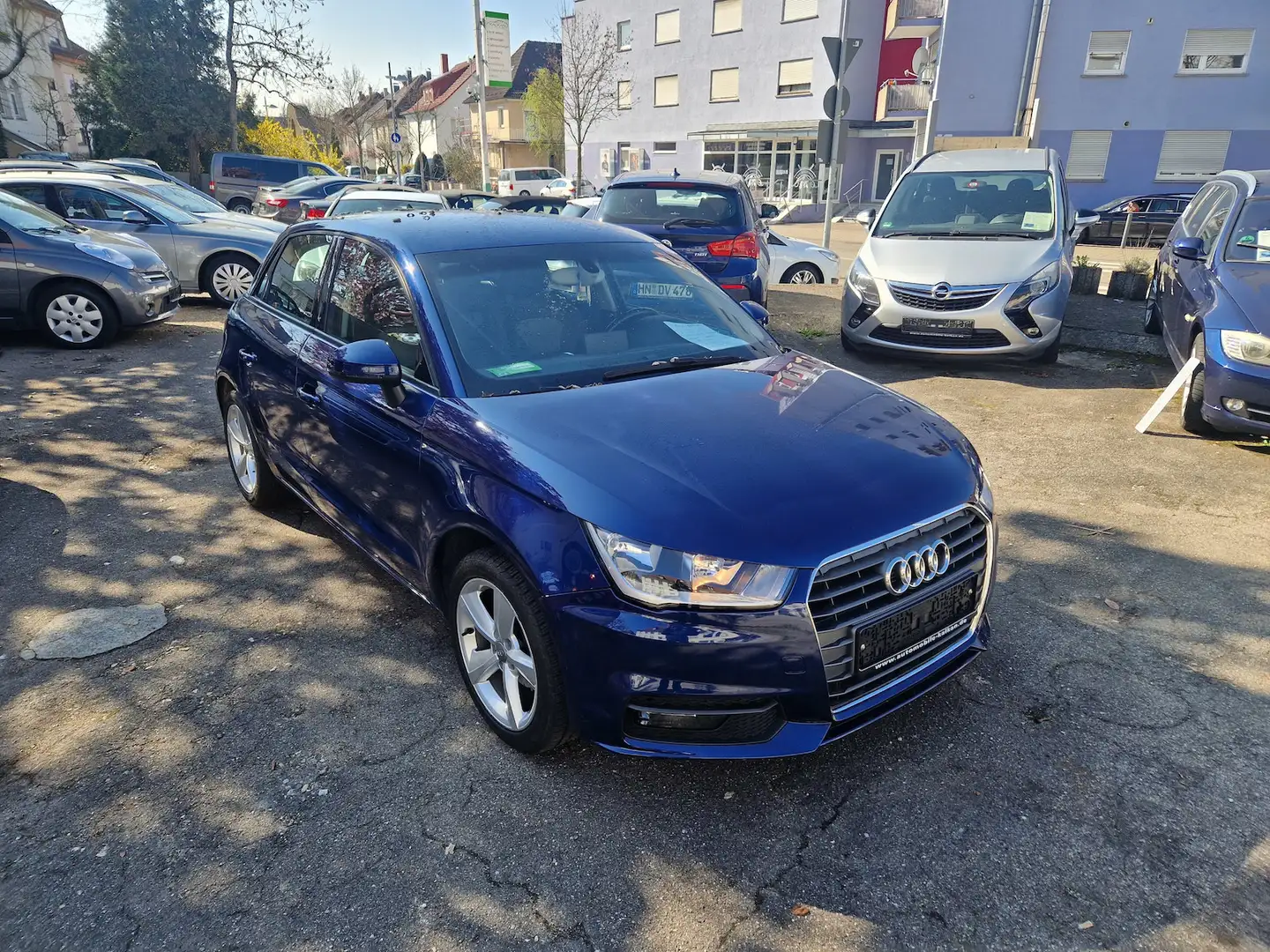 Audi A1 design -Navi- Sitzheizung. 2. hand Azul - 1