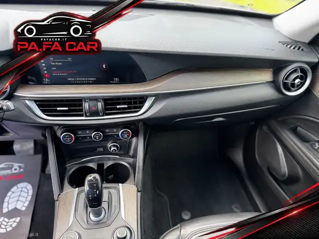 Alfa Romeo Stelvio view 20