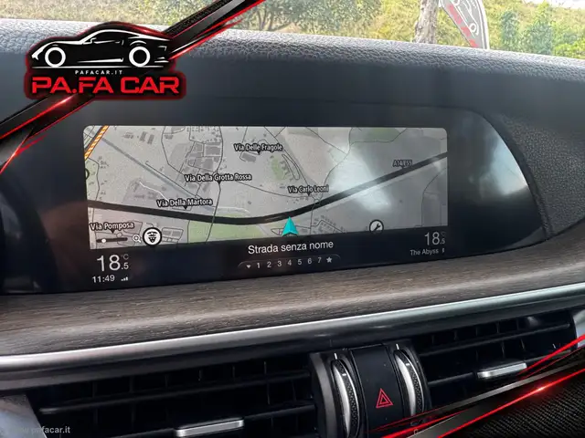Alfa Romeo Stelvio view 14