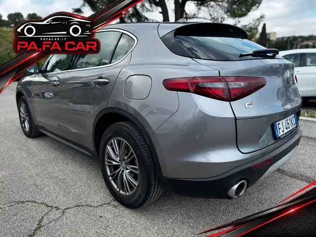 Alfa Romeo Stelvio view 30